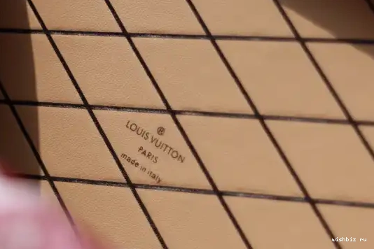 WIS VUITTON 1854 PETITE MALLE LOUIS SINCE 0328